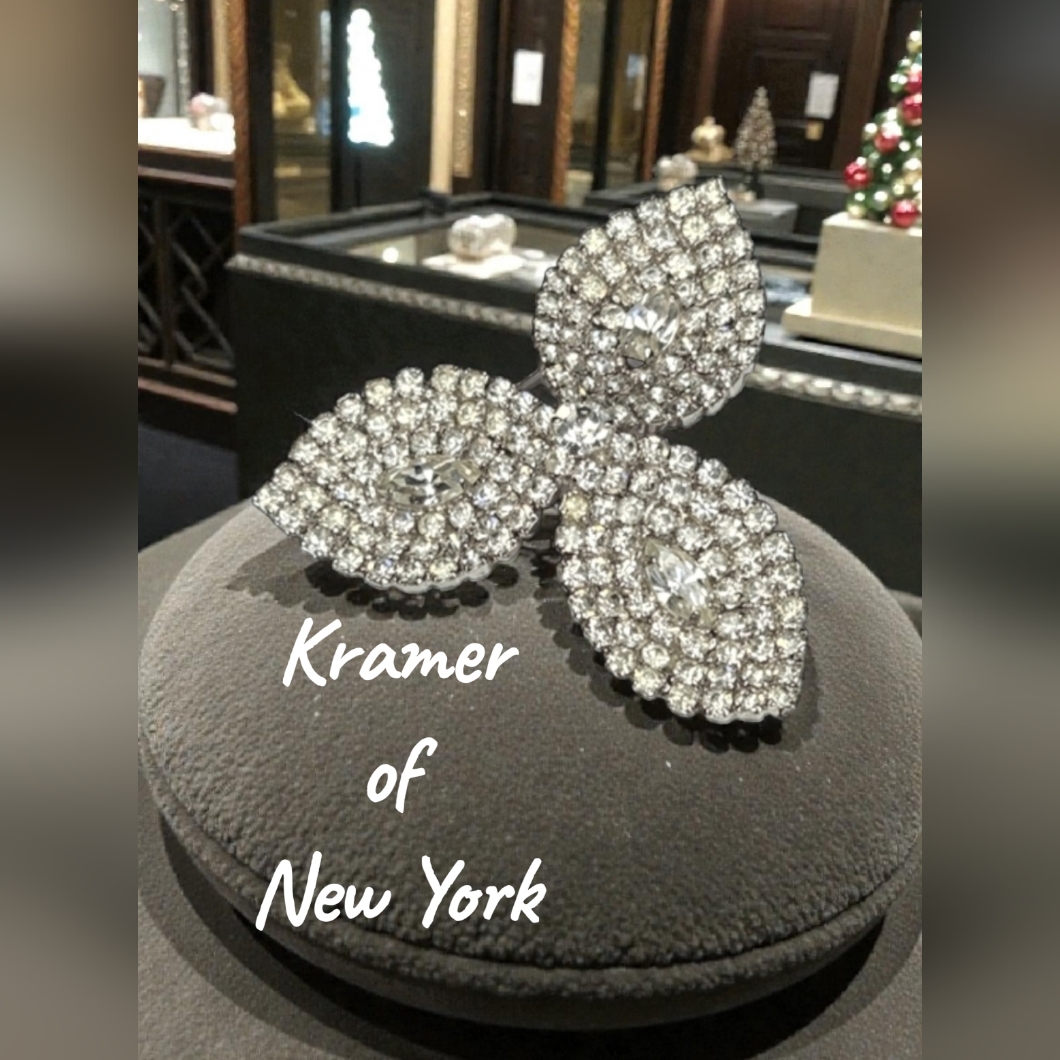 Vtg Kramer Of New York Rhinestone Brooch